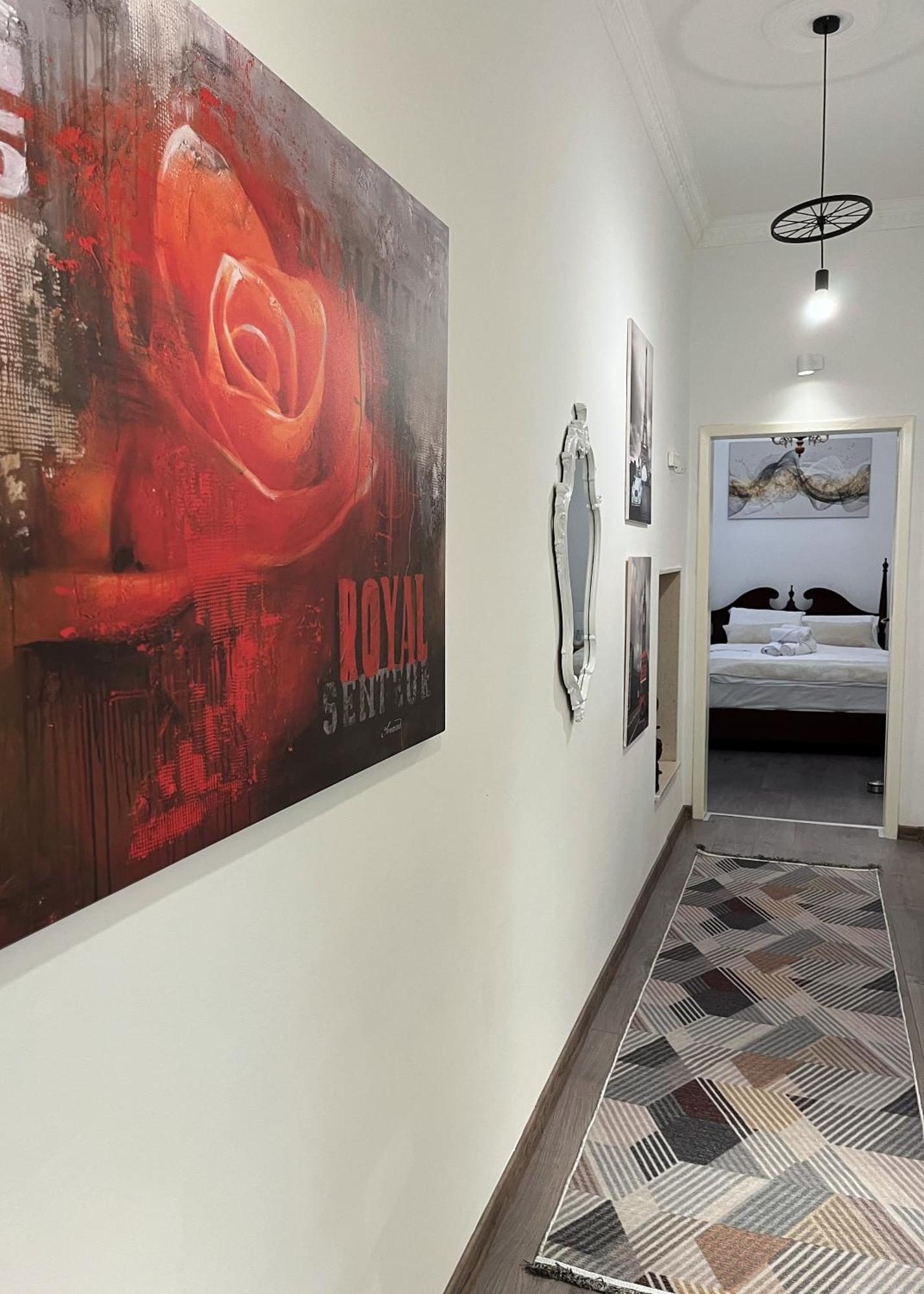 Main Street Retreat Apartment With Free Parking Sarajevo Bagian luar foto