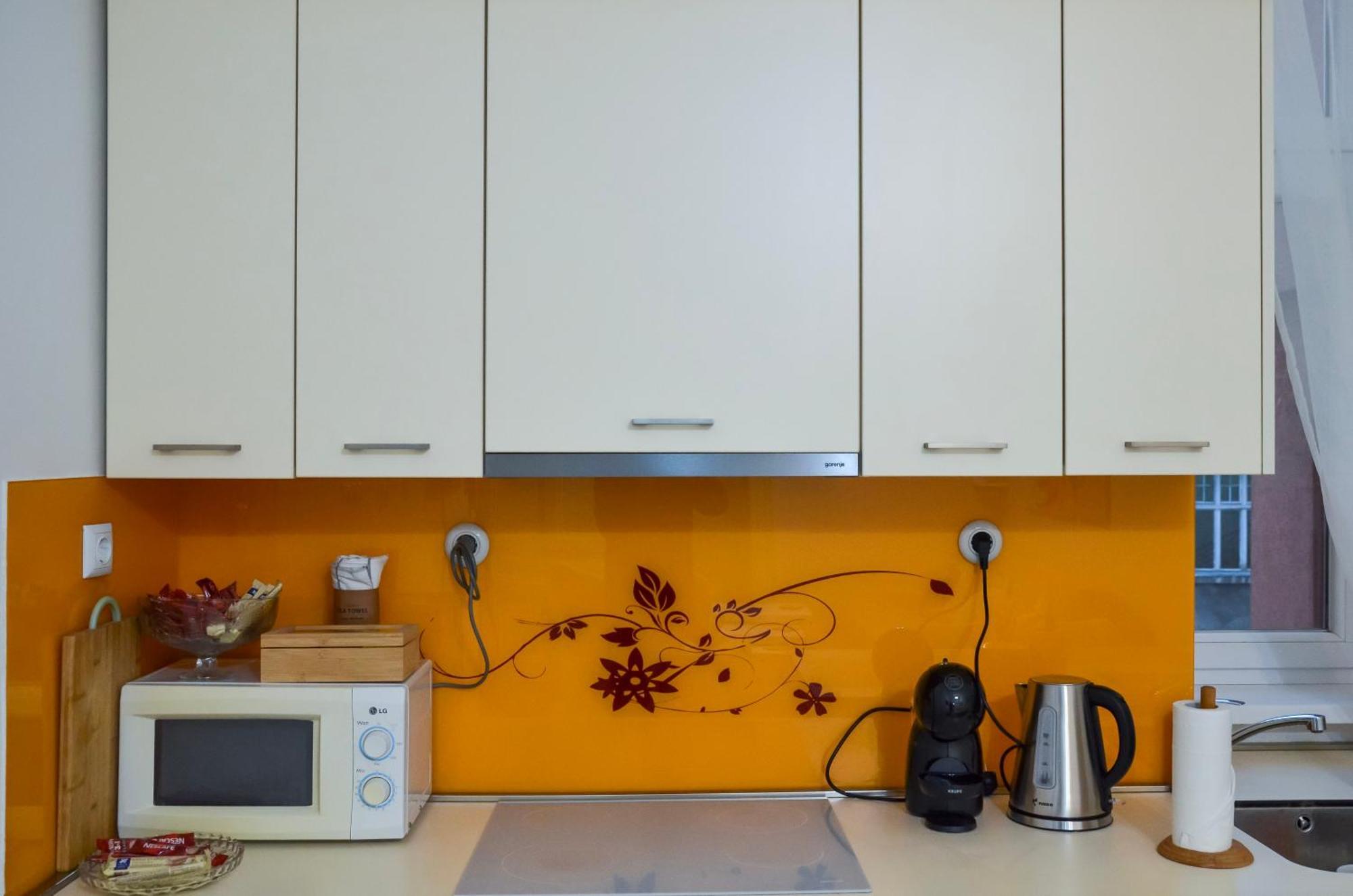 Main Street Retreat Apartment With Free Parking Sarajevo Bagian luar foto
